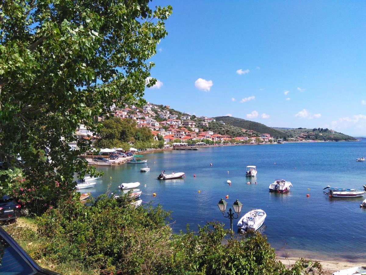 Marina Traditional Stonehouse Afétai 外观 照片