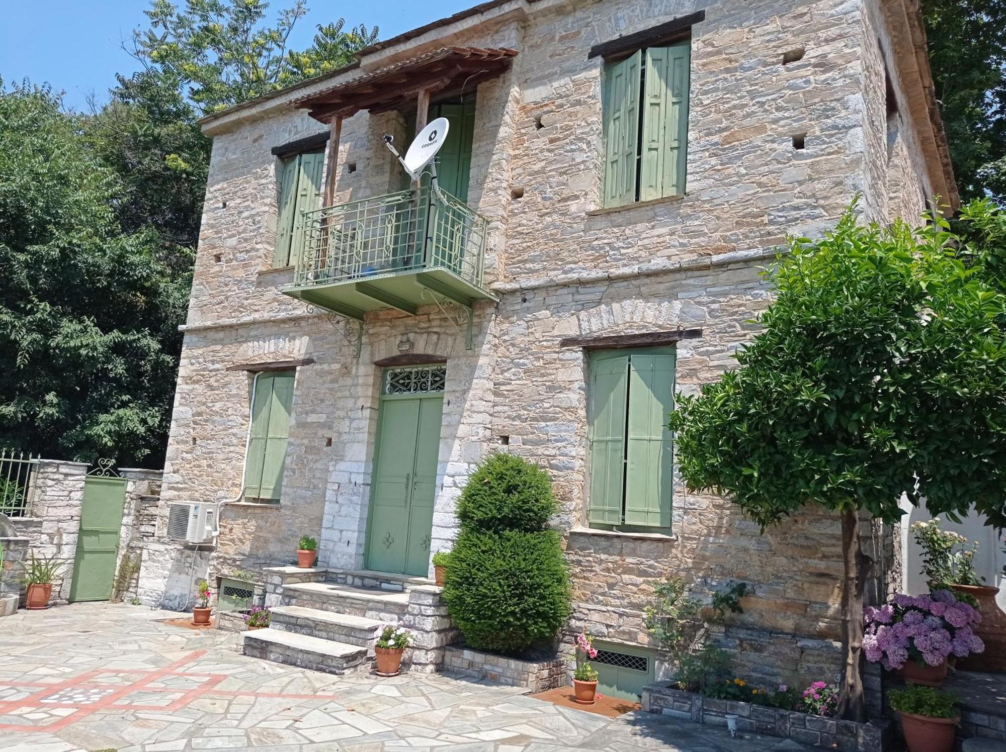 Marina Traditional Stonehouse Afétai 外观 照片